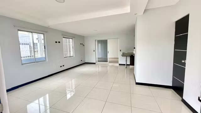House in Residential Old Estancia