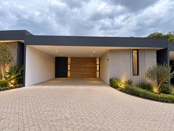 SALE OF A LEVEL HOUSE IN EVORA, SANTA ANA RIO ORO
