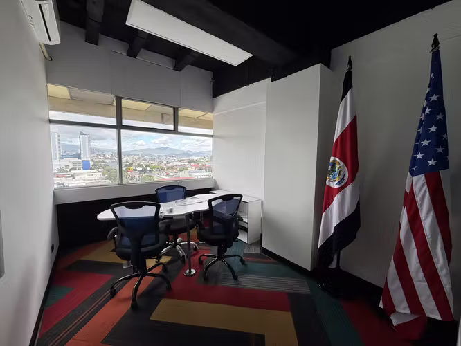 Oficina / Local Comercial en Alquiler – Excelente oportunidad para su empresa  - Imagen 11
