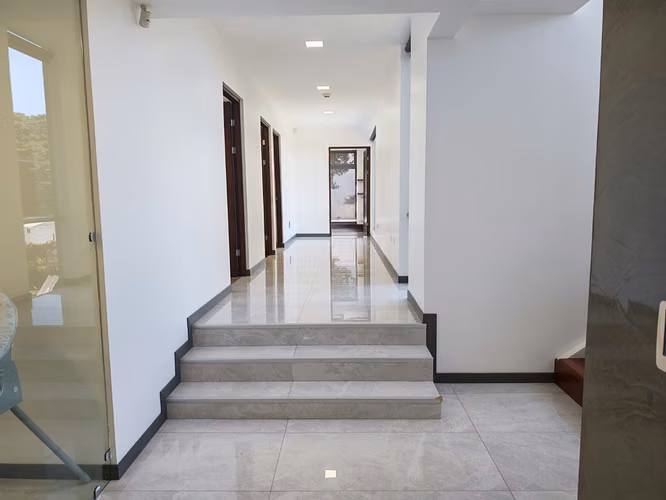 SE VENDE HERMOSA CASA EN RESIDENCIAL EL CASTILLO ,  DE SAN RAFAEL DE HEREDIA  - Imagen 6