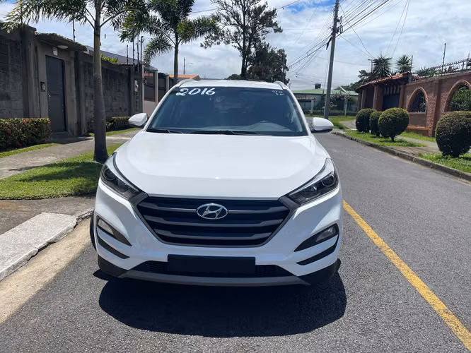HYUNDAI TUCSON 2016