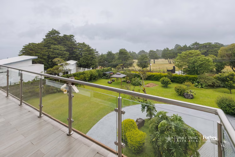 21548 - Casa moderna de 3 niveles, 4 hab, oficina y jacuzzi en San Rafael - Imagen 2