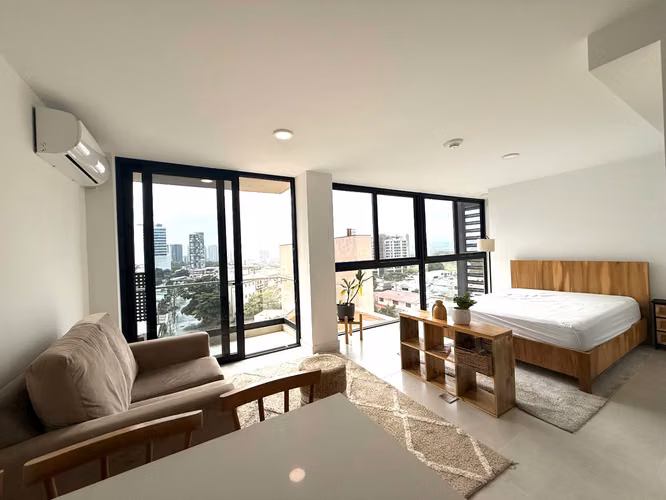 ESTUDIO AMOBLADO PARA ESTRENAR EN TORRE  LINDA DECORACION  EN SABANA NORTE - Imagen 3