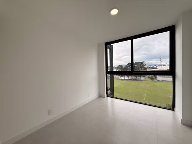 APARTAMENTO PARA ESTRENAR EN TORRE CON VISTA HERMOSA  EN ROHRMOSER - Imagen 8