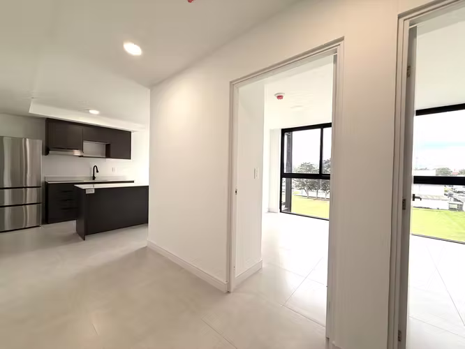 APARTAMENTO PARA ESTRENAR EN TORRE CON VISTA HERMOSA  EN ROHRMOSER