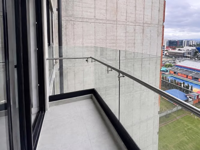 Apartamento en alquiler en Sky Garden Sabana | Línea blanca y parqueo - Imagen 10