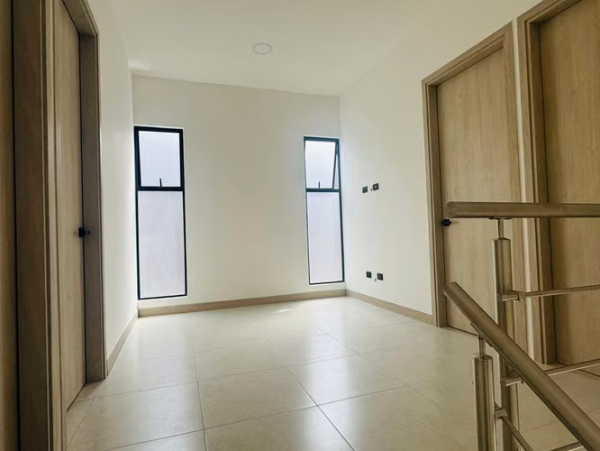  Alquiler Casa como Nueva en Condominio Lindora Village de 3 habitaciones, Santa Ana. - Imagen 8