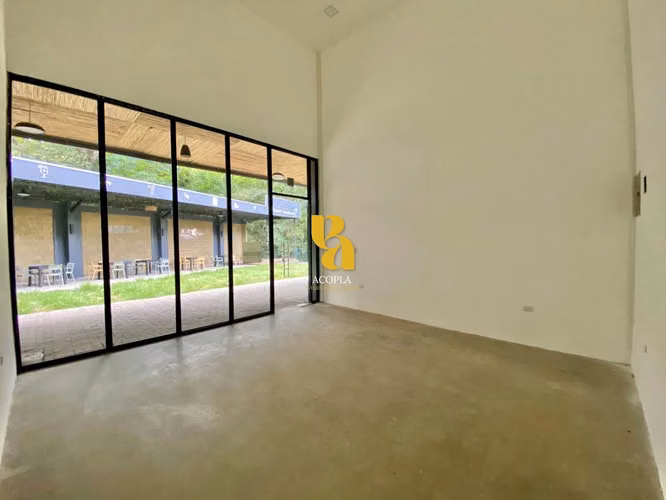 Alquiler de local comercial en Herradura, Jacó. Excelente ubicación  - Imagen 11