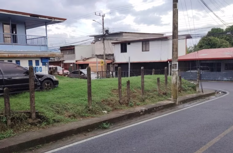 Se vende lote residencial comercial esquinero - Imagen 2