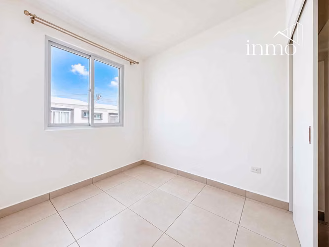 Casa de 2 hab en Alquiler en Heredia | Condominio Vidanto
