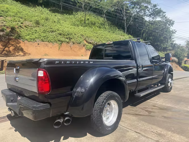 FORD F350 SUPERDUTY 6.7litro V8 Turbo Diesel 