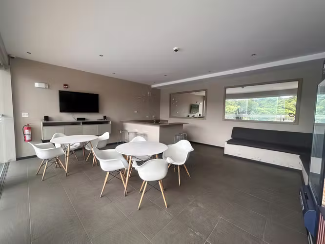 Alquiler de apartamento amueblado Torre Geroma Rohrmoser - Imagen 11