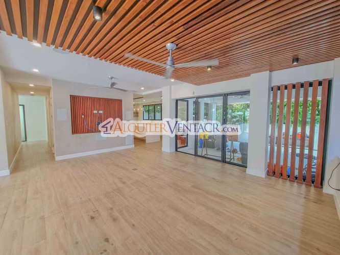 LUJOSA CASA AMUEBLADA DE 406 M2 CON PISCINA PROPIA EN JABONCILLOS - Imagen 7