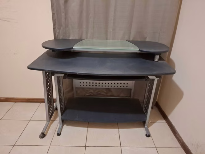 ESCRITORIO MODULAR EN L