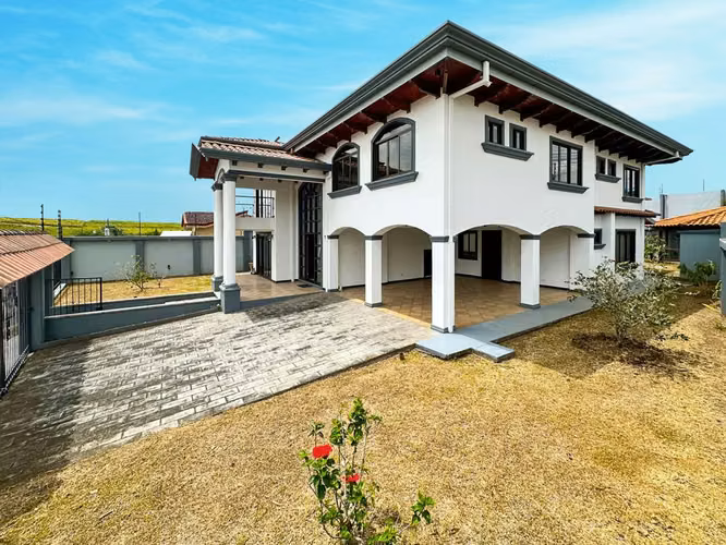VENTA DE CASA DE LUJO | PRECIO DE OPORTUNIDAD | 4 ESTACIONAMIENTOS | 545M2 - Imagen 2