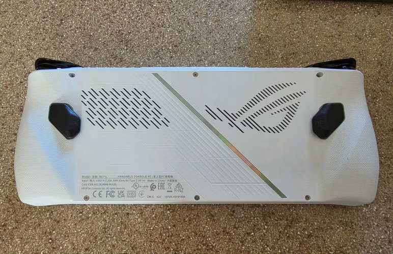 ASUS ROG ALLY - Modelo: RC71L 1TB + Accesorios