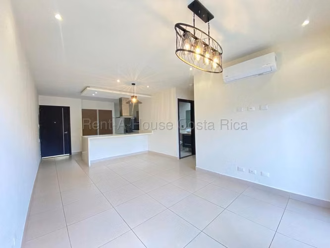 ESPECTACULAR APARTAMENTO EN ALQUILER EN SANTA ANA.  LISTO PARA HABITAR! MP 27-664 - Imagen 5