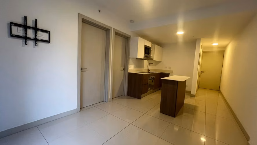 Se alquila apartamento en Nucleo Sabana - Imagen 2