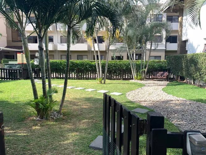 ALQUILER APARTAMENTO CON LÍNEA BLANCA, CONDOMINIO MONTESOL, SANTA ANA - Imagen 4