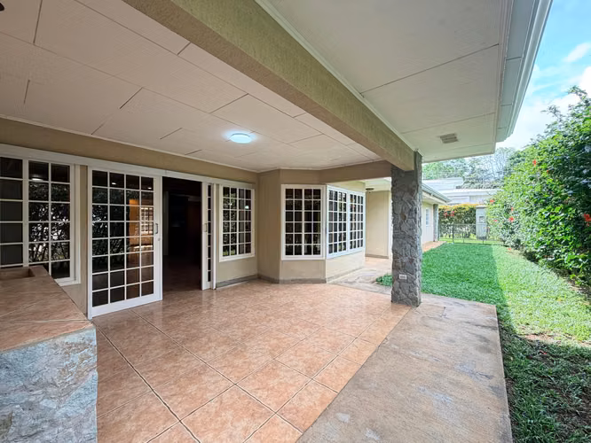 Dos casa independientes en el mismo lote, Hacienda los Reyes - Imagen 11
