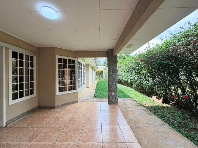 Dos casa independientes en el mismo lote, Hacienda los Reyes - Imagen 2