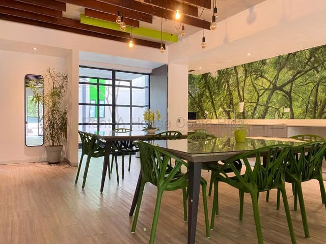 Venta de Apartamento Tipo Loft AMUEBLADO en Santa Ana.  - Imagen 8