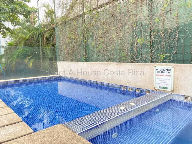 Venta de Apartamento Tipo Loft AMUEBLADO en Santa Ana.  - Imagen 12
