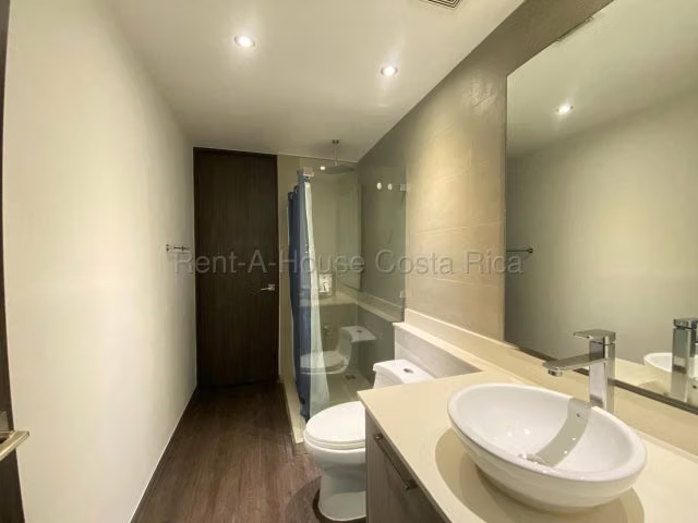 Venta de Apartamento Tipo Loft AMUEBLADO en Santa Ana.  - Imagen 5