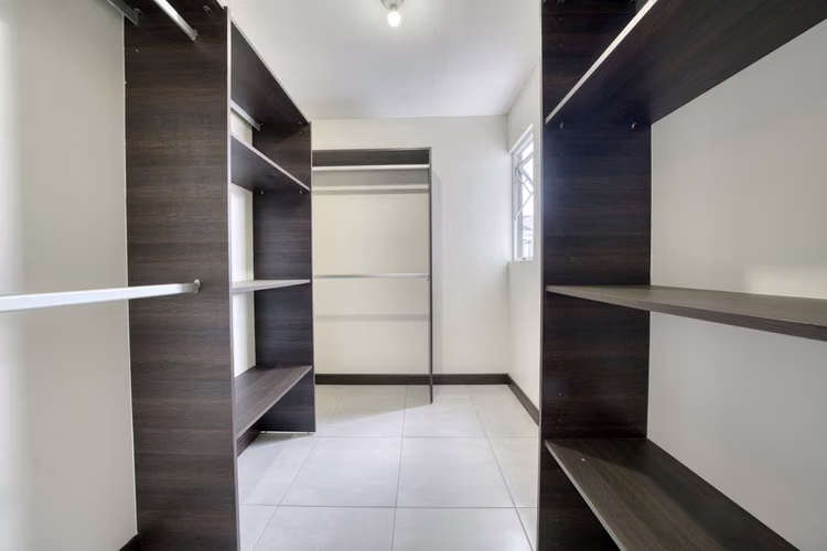 Se Alquila Casa Esquinera en Condominio Altos de Sabanilla, Montes de Oca 3 Habitaciones y Patio Privado NJA1448JB - Imagen 17