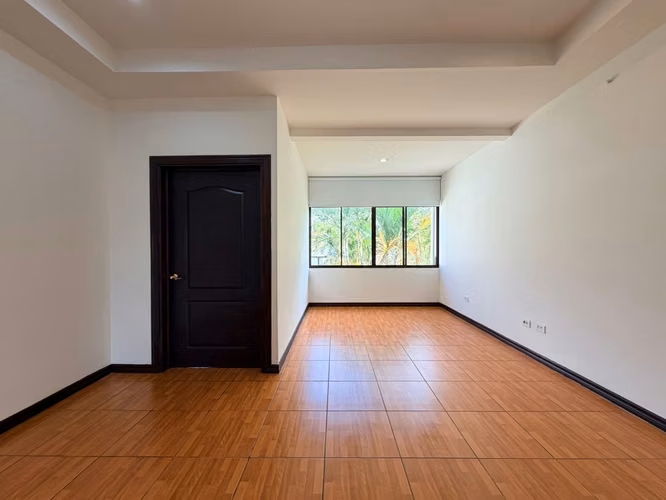 SE VENDE CASA INDEPENDIENTE EN PIEDADES DE SANTA ANA DE LUJO  - Imagen 9
