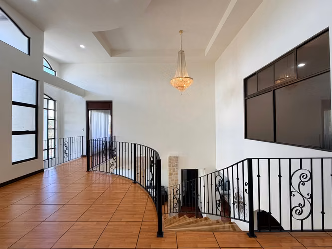 SE VENDE CASA INDEPENDIENTE EN PIEDADES DE SANTA ANA DE LUJO  - Imagen 11