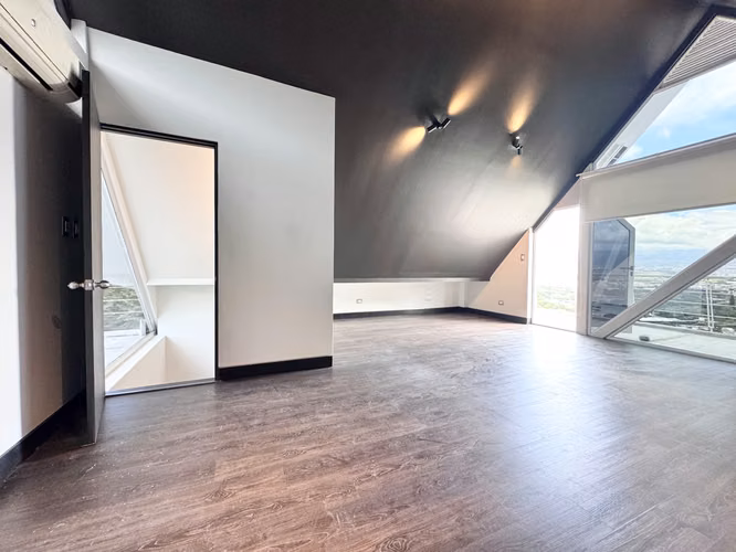 Preciosa casa con vistas en Escazú por La Paco - Imagen 18