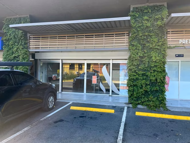 Se alquila local comercial en La Uruca