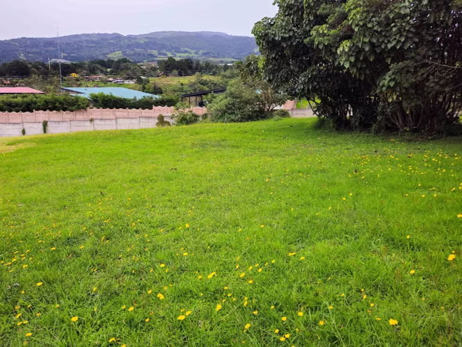 Lote en venta 774 m2 - Condominio El Retiro - Fraijanes, Alajuela LSE - Imagen 3