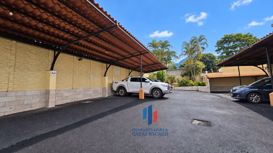 Apartamento en Alquiler, Escazú Centro, Parqueo techado, Céntrico y Seguro - Imagen 18