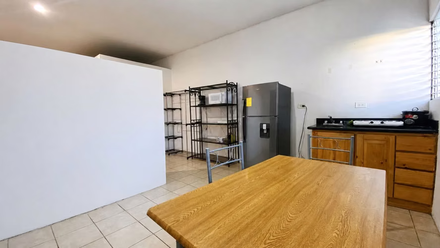 Apartamentos Amueblados, con Servicios Incluidos, cerca de La Paco, San Rafael de Escazú - Imagen 4