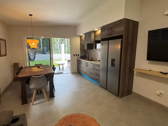 Casa muy confortable a 5 minutos de playas del coco - Imagen 6