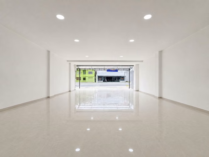  SE ALQUILA ESPECTACULAR LOCAL COMERCIAL – SABANA ESTE | AVENIDA 10 