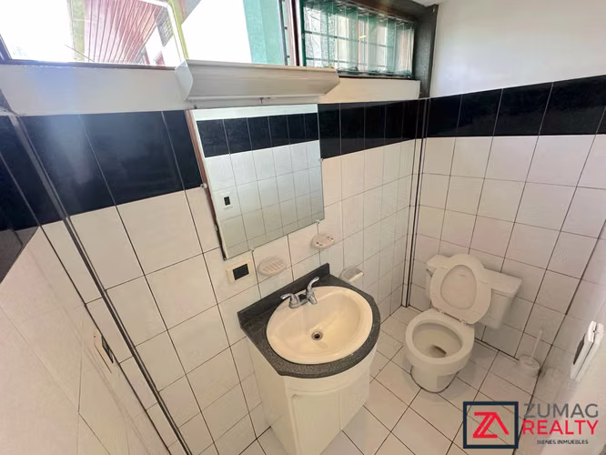 ALQUILER CASA | SABANA SUR | 2 HAB/2 PARQ | TERRAZA