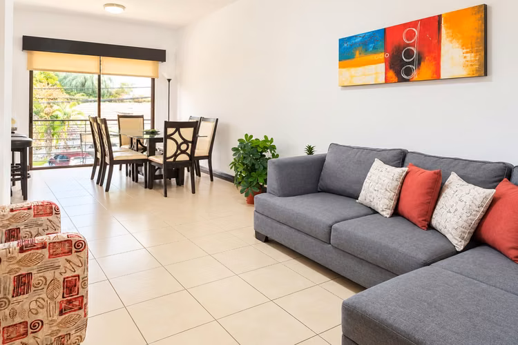 Apartamento en venta en Torres del Sol, Tres Ríos | Inversión con potencial de renta desde el primer día - Imagen 2