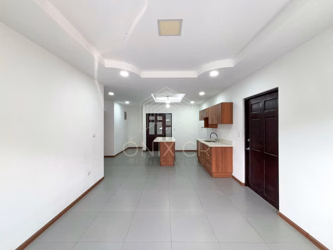 Alquiler Apartamento En Uruca a 300m de Hospital México en Primer Piso 2 Habitaciones - Imagen 6