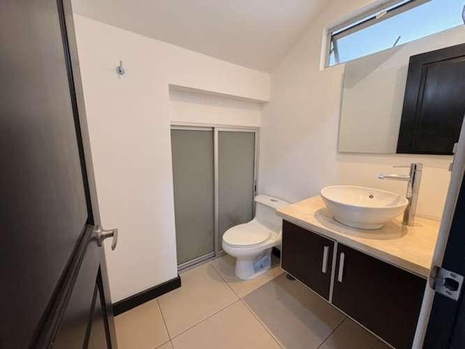 VENTA | Casa de 3 Habitaciones + Oficina y Cuarto de Servicio | Pozos, Santa Ana ID27540 - Imagen 8