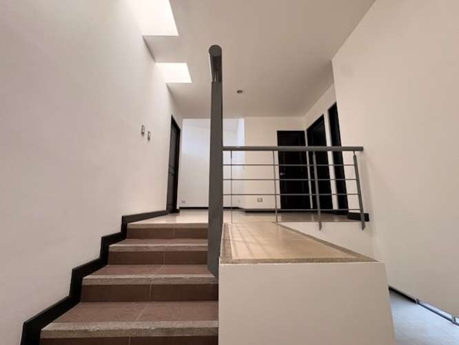 VENTA | Casa de 3 Habitaciones + Oficina y Cuarto de Servicio | Pozos, Santa Ana ID27540 - Imagen 9