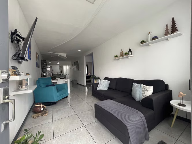 Apartamento en Venta Desamparados · San José · 2 hab · 70 m² - Imagen 8