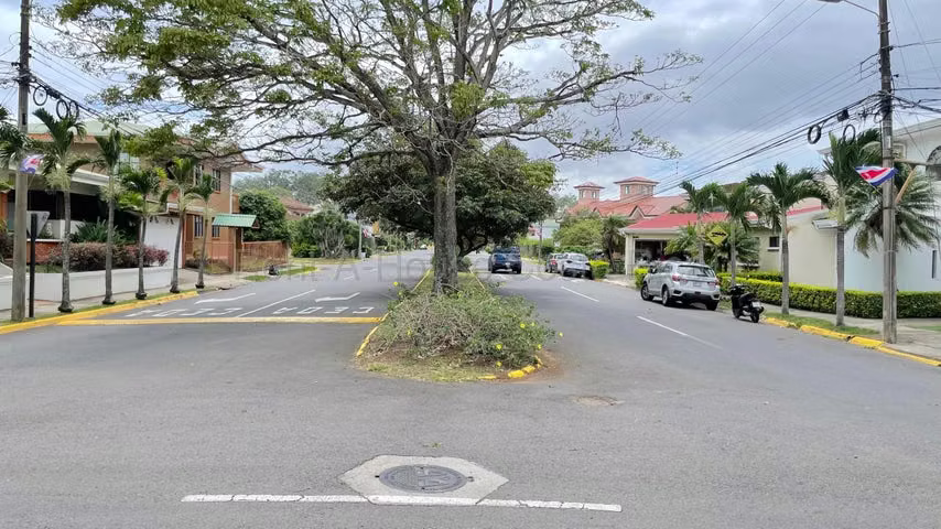 Venta de Casa en Residencial Los Arcos, Ciudad Cariari - Ulloa-Heredia. RAH 27-623 - Imagen 2