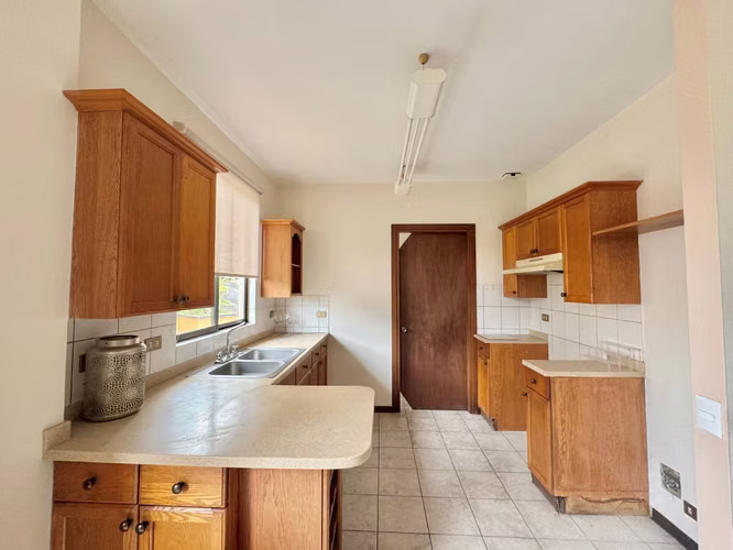 Venta de Apartamento de Oportunidad en San Rafael de Esscazú $140.000 - Imagen 3