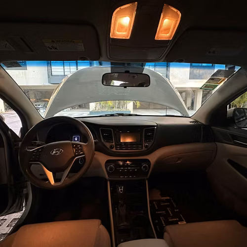 HYUNDAI TUCSON SE 2018 | AUTOMÁTICO | 4X2 - Imagen 10