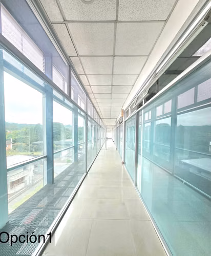 Prestigio, ubicación estratégica y eficiencia para su empresa, en Pinares de Curridabat. - Imagen 4