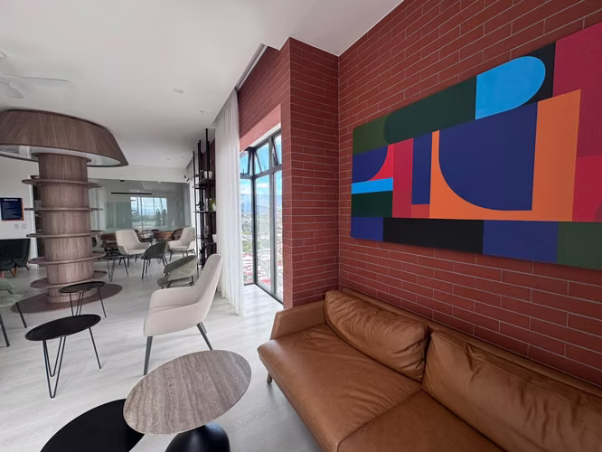 Alquiler de Apartamento Sky House | 2 Habitaciones | Espejos, Mamparas y Cortinas Blackout - Imagen 9