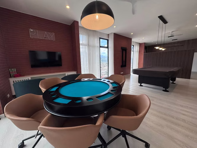 Alquiler de Apartamento Sky House | 2 Habitaciones | Espejos, Mamparas y Cortinas Blackout - Imagen 13